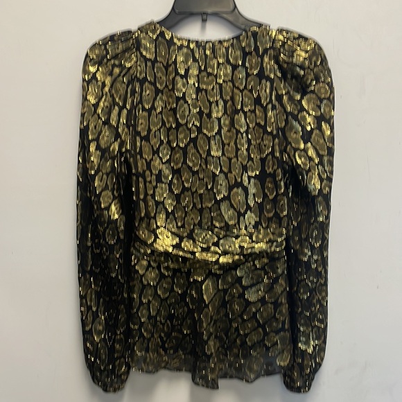 A.L.C. Logan metallic twist top - Picture 9 of 10